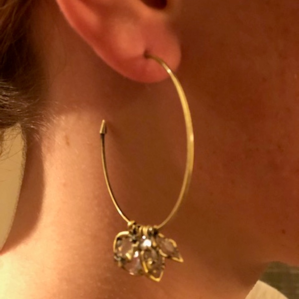 Kendra Scott Alyssa Charm Hoop earrings